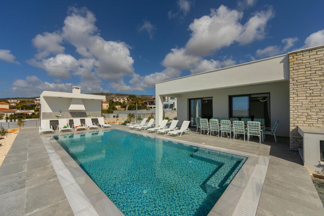 Villa Adaris, Sea Caves Peyia Paphos Eksteriør billede
