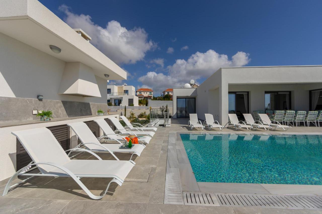 Villa Adaris, Sea Caves Peyia Paphos Eksteriør billede